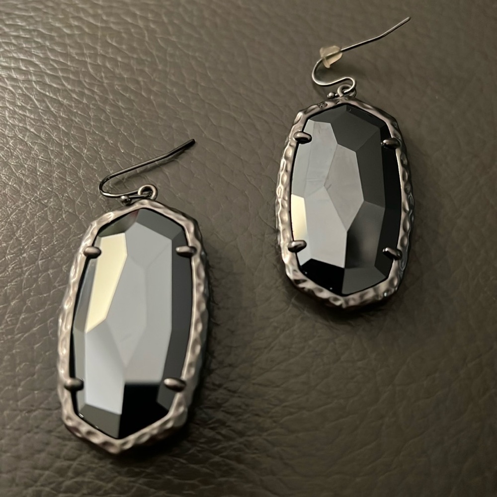 Kendra Scott Faceted Elle Drop Earrings